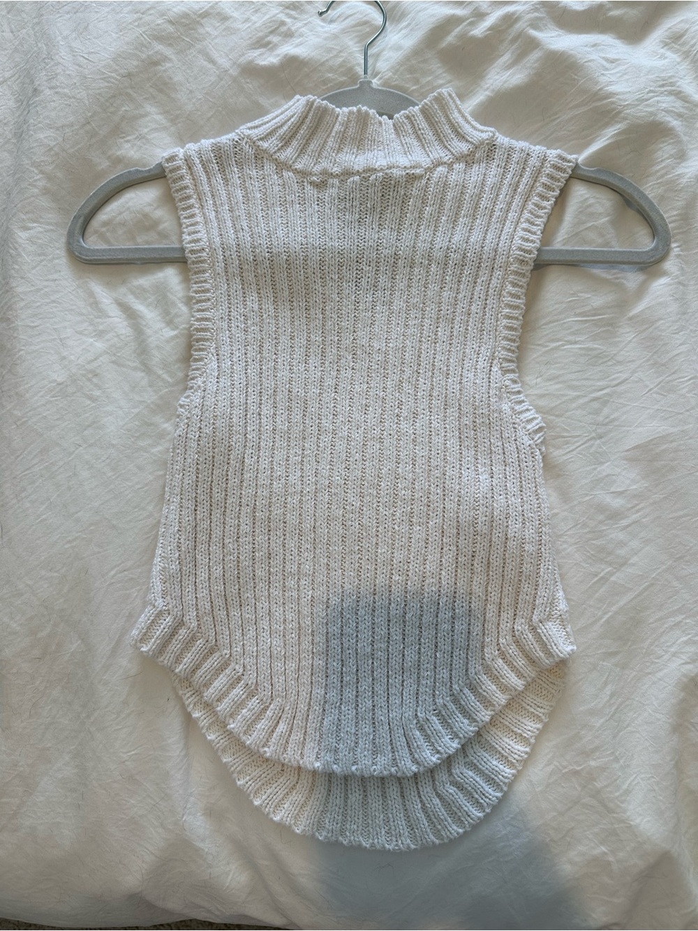 Bershka Cream Ribbed Sleeveless Mock Neck Vest
